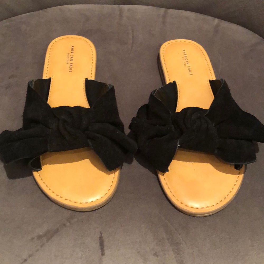 Never worn , very stylish